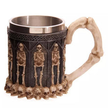 Halloween Christmas Gift 3D Skull Resin & Stainless Steel Beer Mug Goblet Funny Wine Coffee Cup Zakka Novelty For Pub Bar Decor