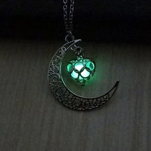 FUNIQUE Fashion Luminous Glow In the Dark Necklace Women  Sailor Moon Necklaces & Pendants Heart Necklace Anime Women Jewelry